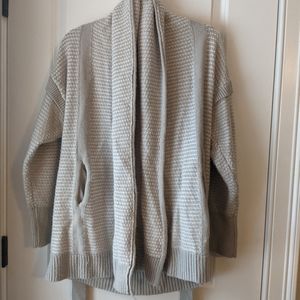 Simply Vera Vera Wang sweater